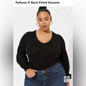 ❌Sold❌ Torrid pullover v-neck fitted sweater size 0 NWT!